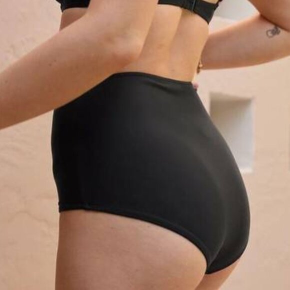 Aerie High Waisted Bikini Bottom Black M - Picture 6 of 10
